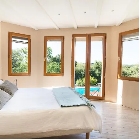 Mas De Bouis - Views, Heated Pool, Xl 6 Bedroom, Ac, Nature, Beauty & Boules!