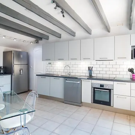 Mas De Bouis - Views, Heated Pool, Xl 6 Bedroom, Ac, Nature, Beauty & Boules! Villa Saint-Martin-de-Londres