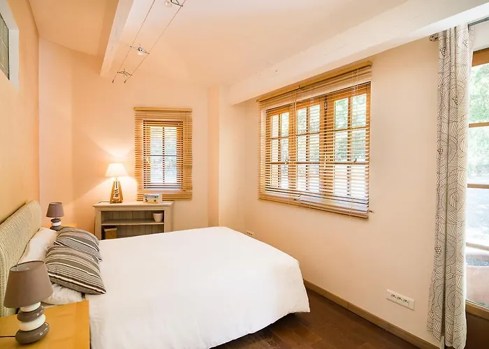 Mas De Bouis - Views, Heated Pool, Xl 6 Bedroom, Ac, Nature, Beauty & Boules! *